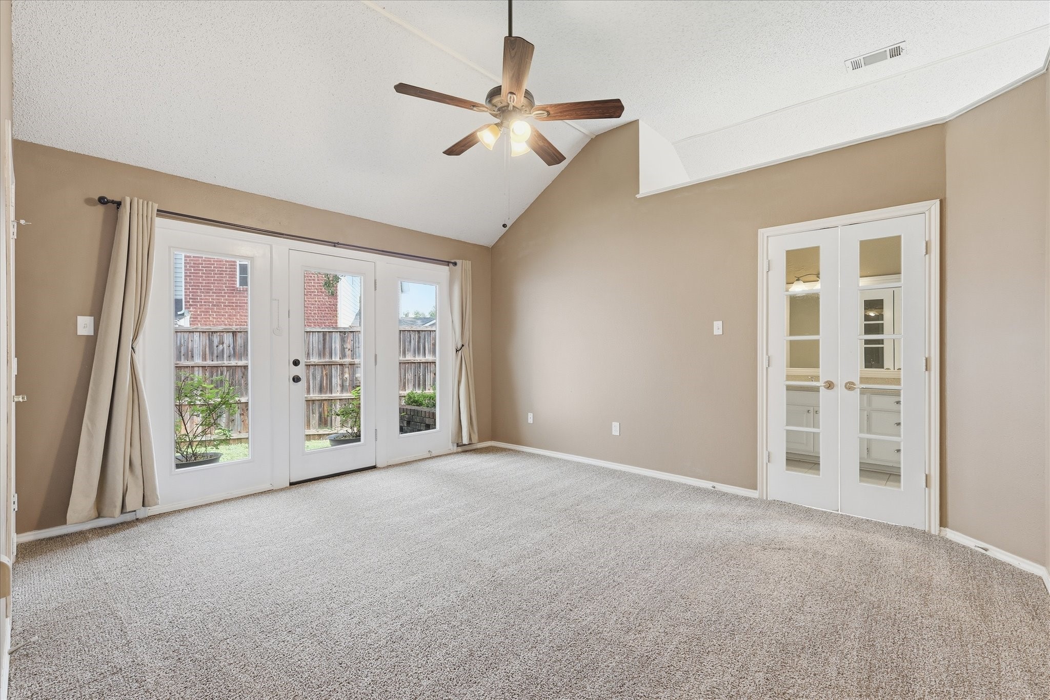 5505 Eagle Rock Road Arlington TX 76017
