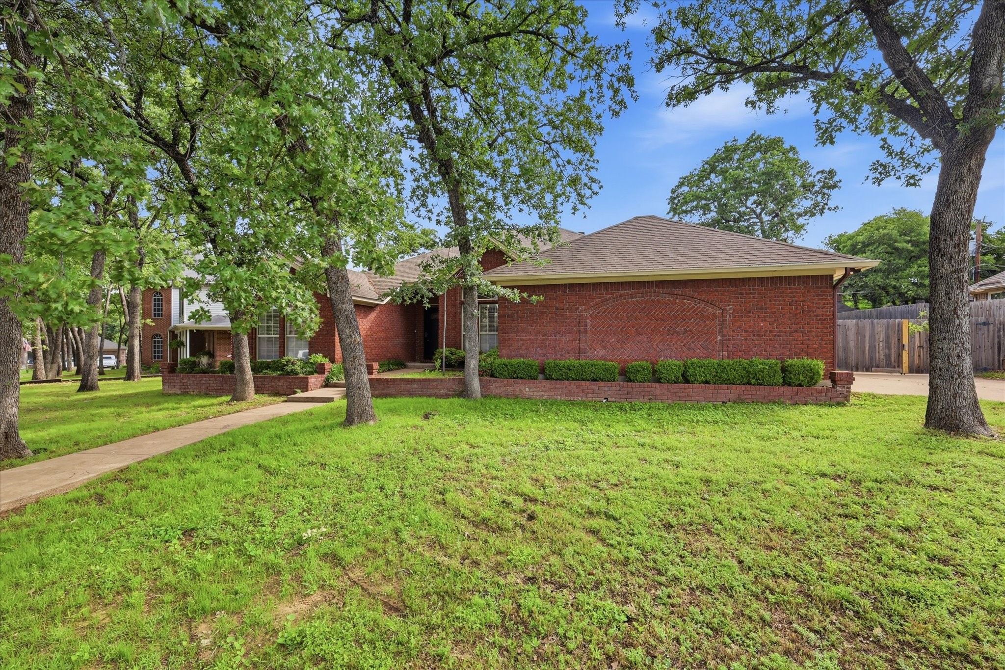 5505 Eagle Rock Road Arlington TX 76017