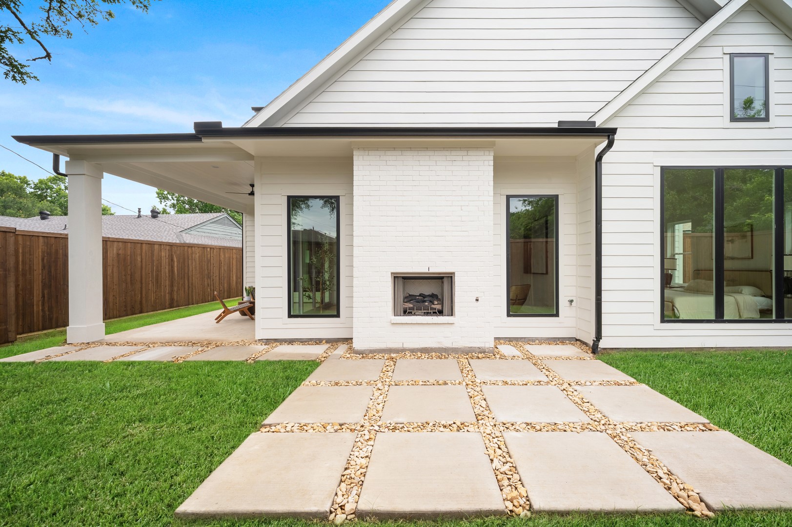 9136 Liptonshire Drive Dallas TX 75238