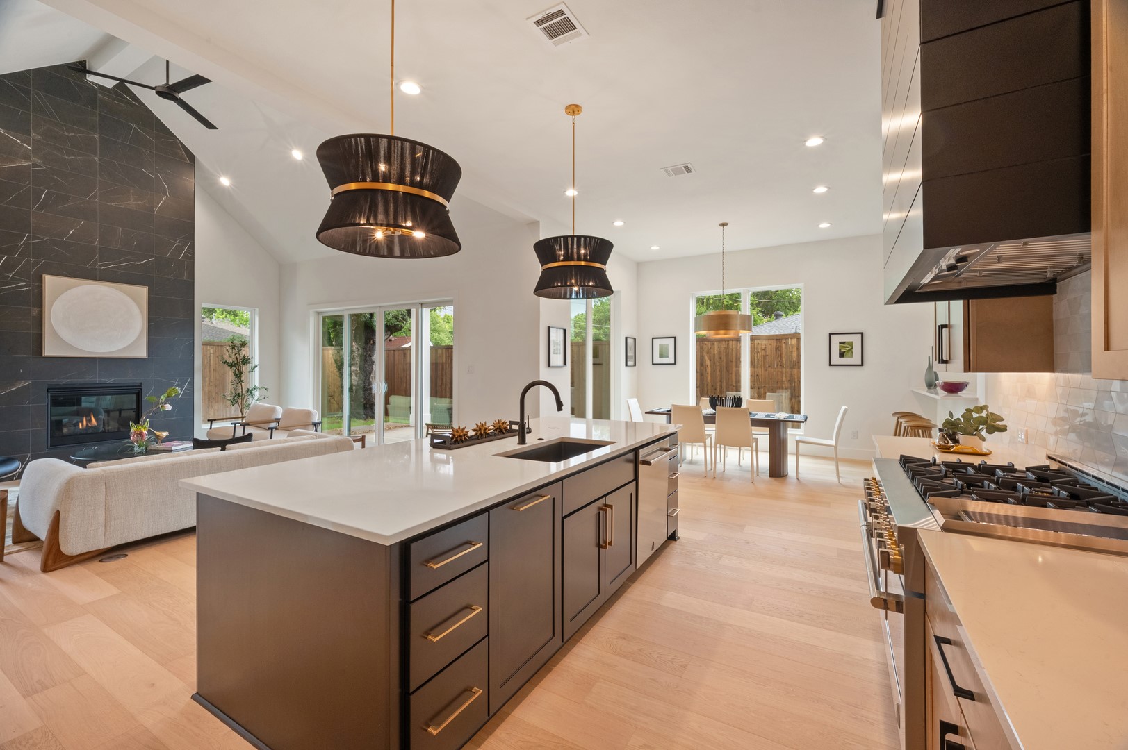 9136 Liptonshire Drive Dallas TX 75238