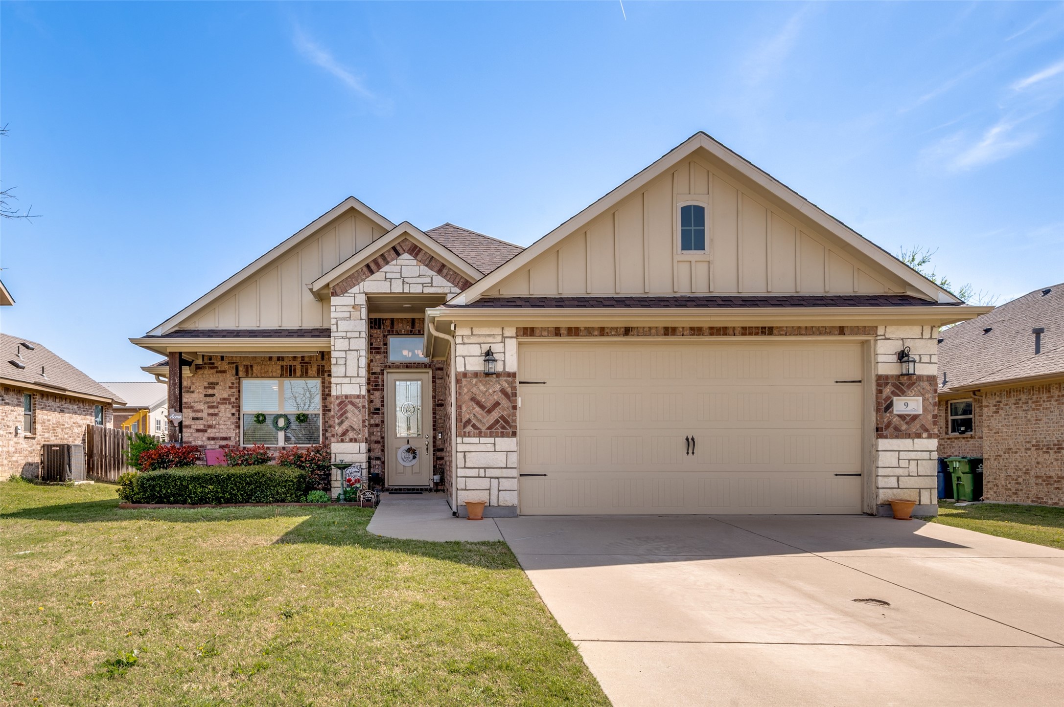9 S Highland Drive Sanger TX 76266