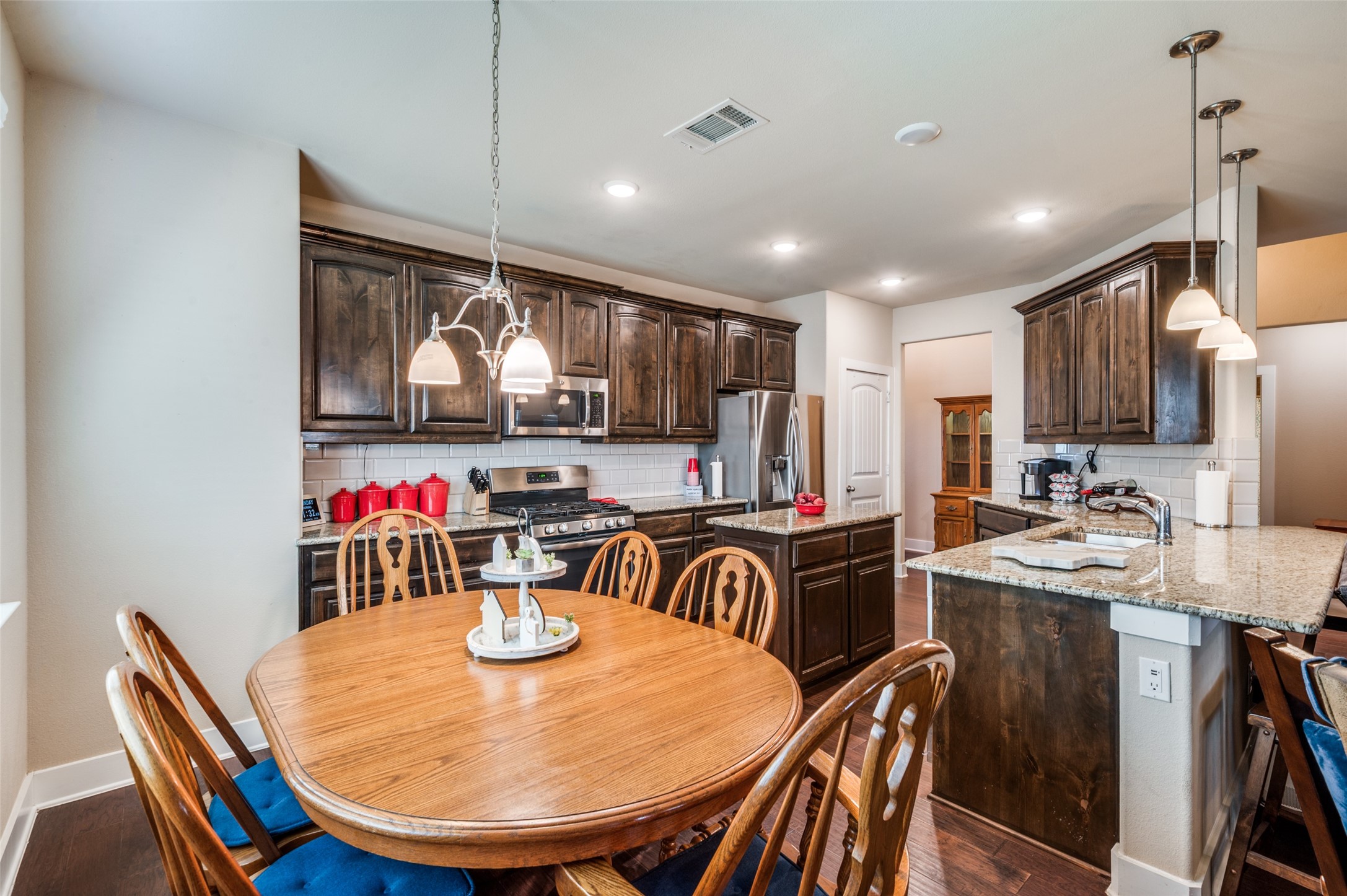 9 S Highland Drive Sanger TX 76266