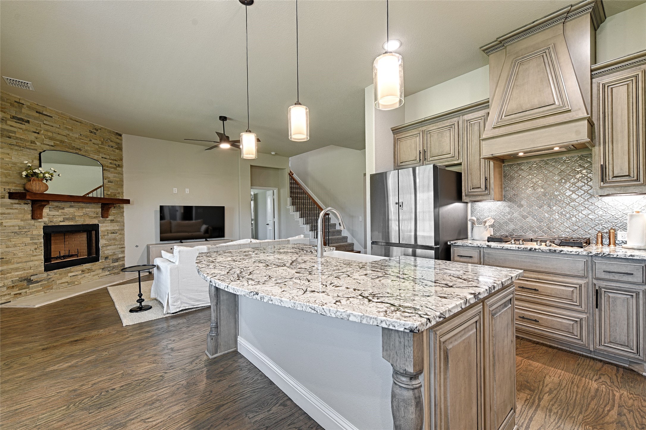 521 Livia Street Burleson TX 76028