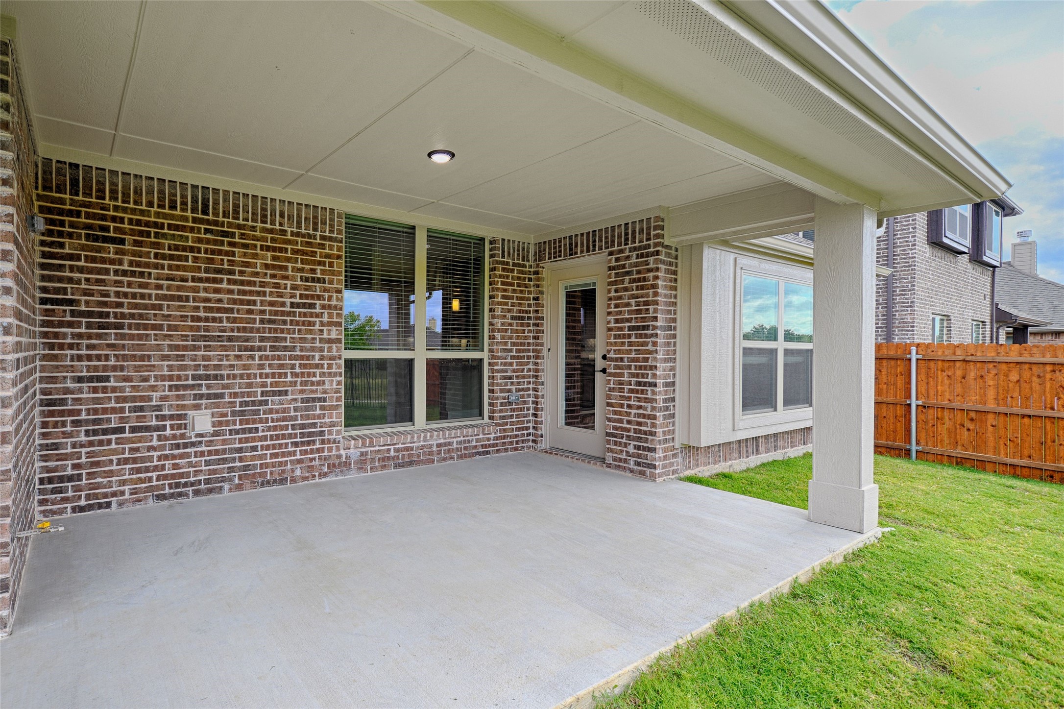 521 Livia Street Burleson TX 76028