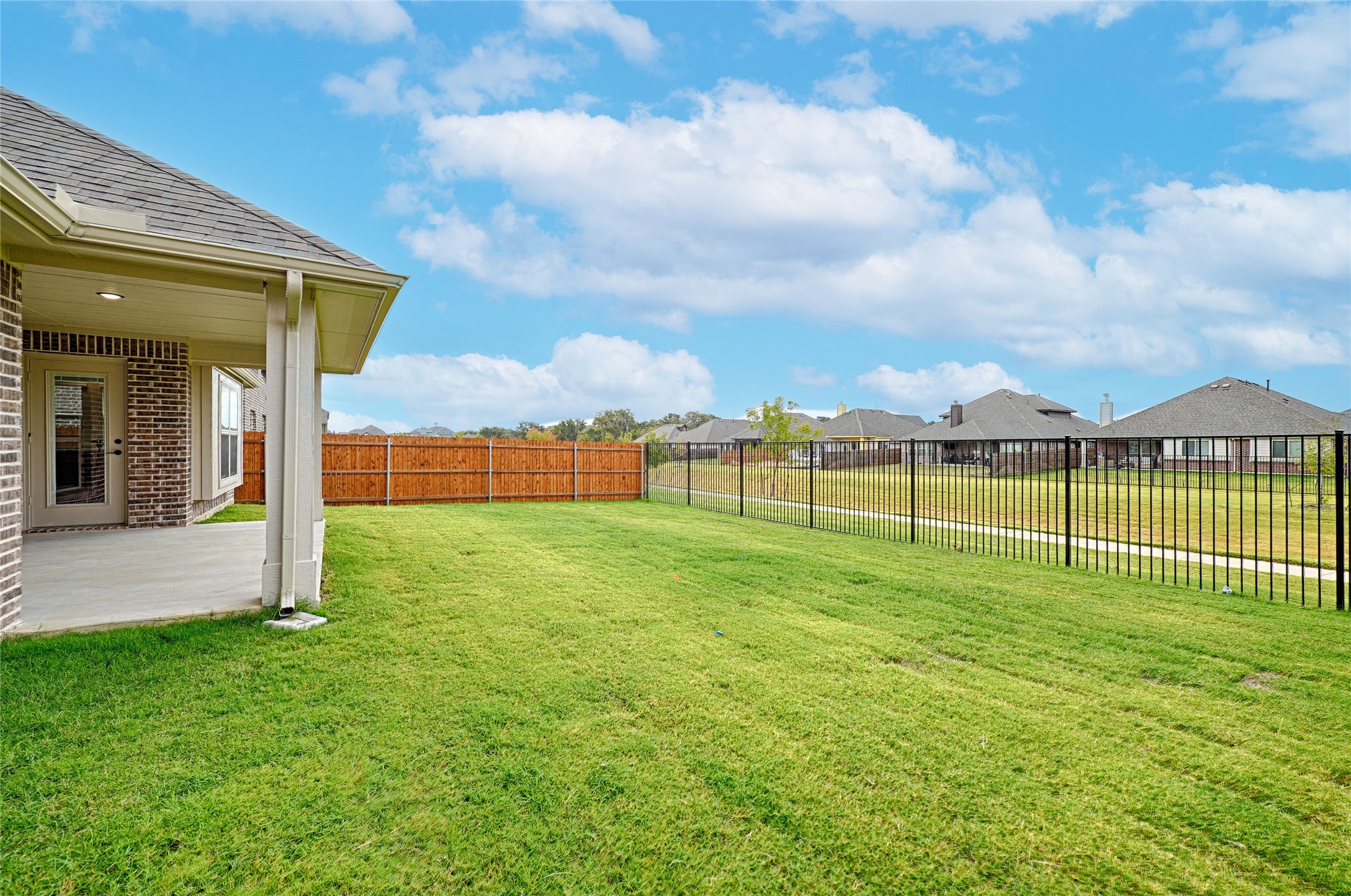 521 Livia Street Burleson TX 76028