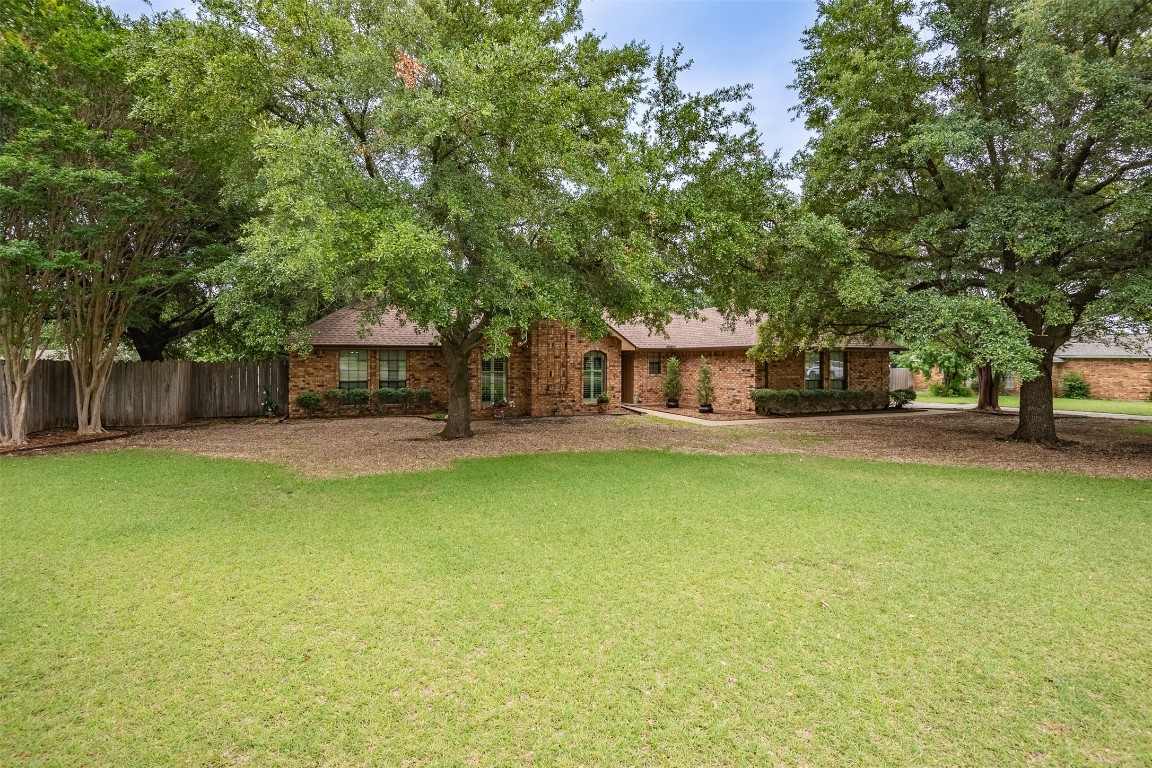 1103 W Sharpshire Drive Waxahachie TX 75165