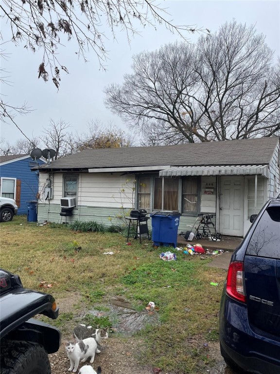 845 Rose Garden Avenue Dallas TX 75217