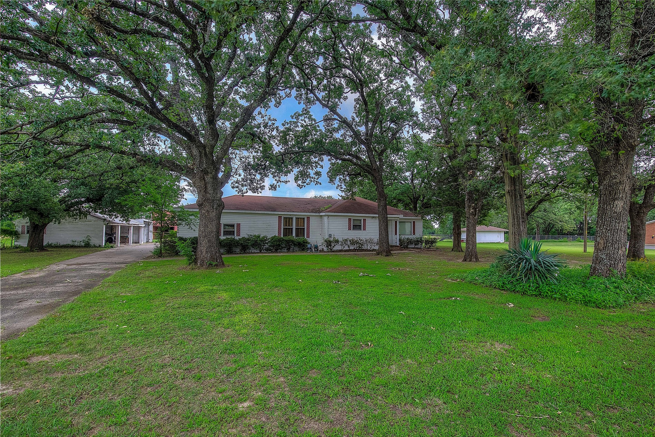 7209 Hackberry Drive Greenville TX 75402