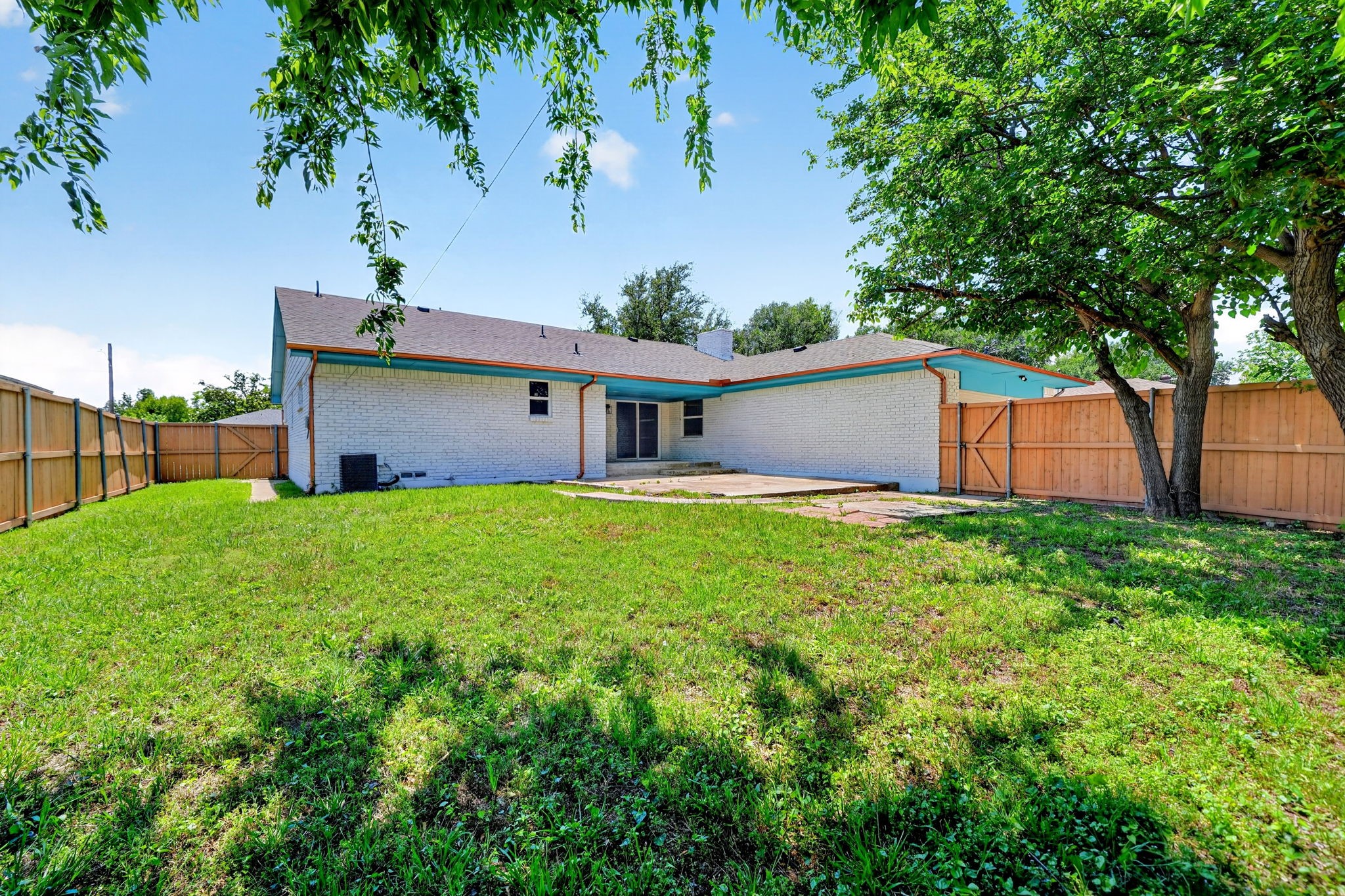 5737 Everglade Road Dallas TX 75227