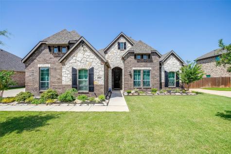 1916 Manzana Way Burleson TX 76028