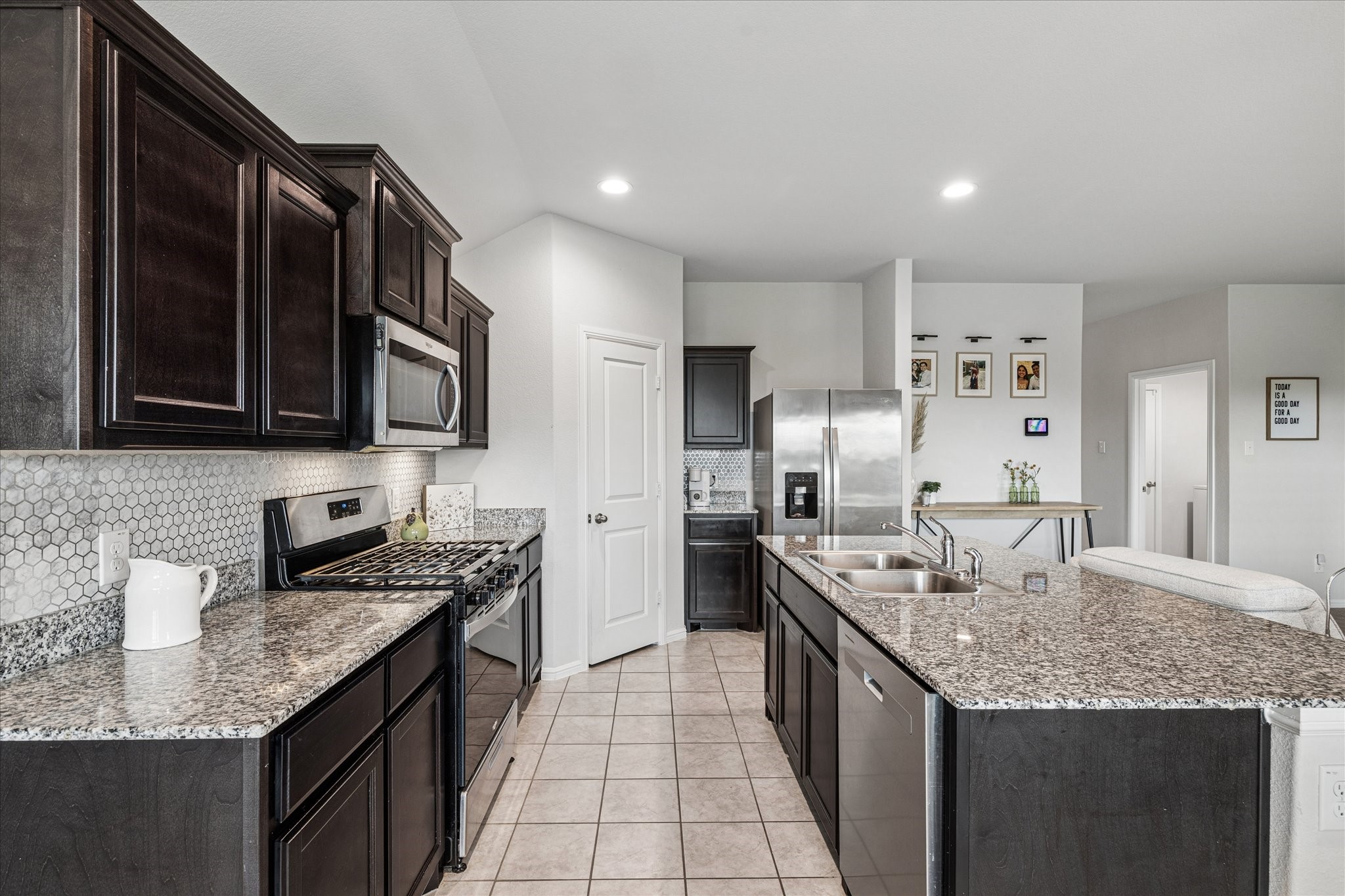 5913 Silverjack Trail Denton TX 76226