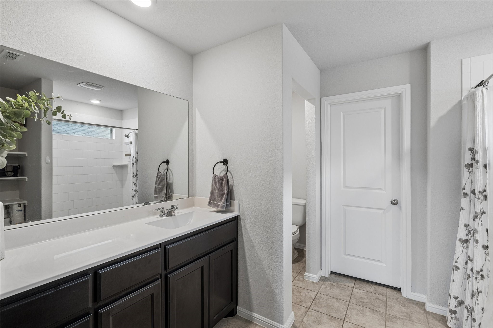 5913 Silverjack Trail Denton TX 76226
