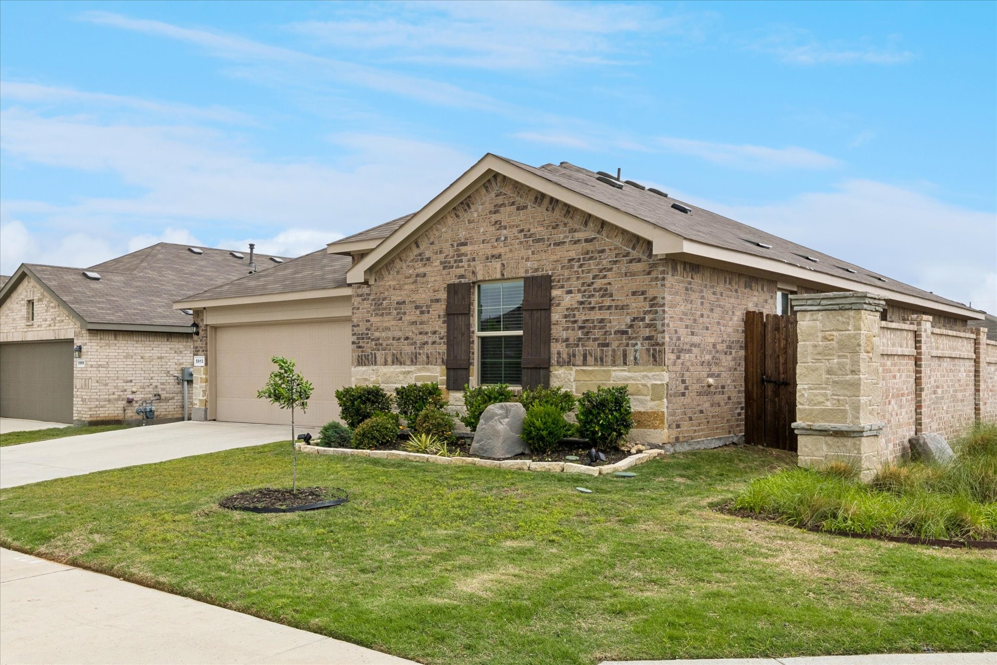 5913 Silverjack Trail Denton TX 76226