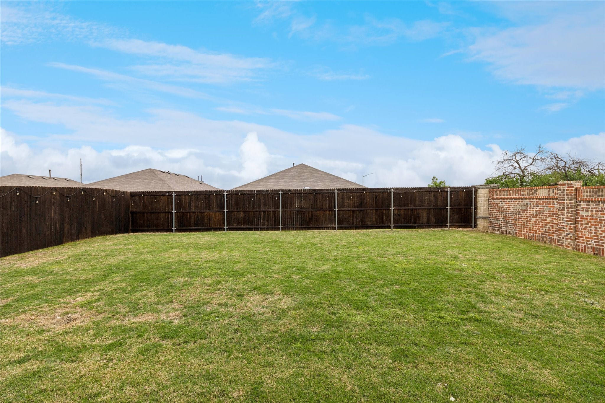5913 Silverjack Trail Denton TX 76226