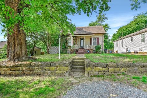 1610 W Elm Street Denison TX 75020