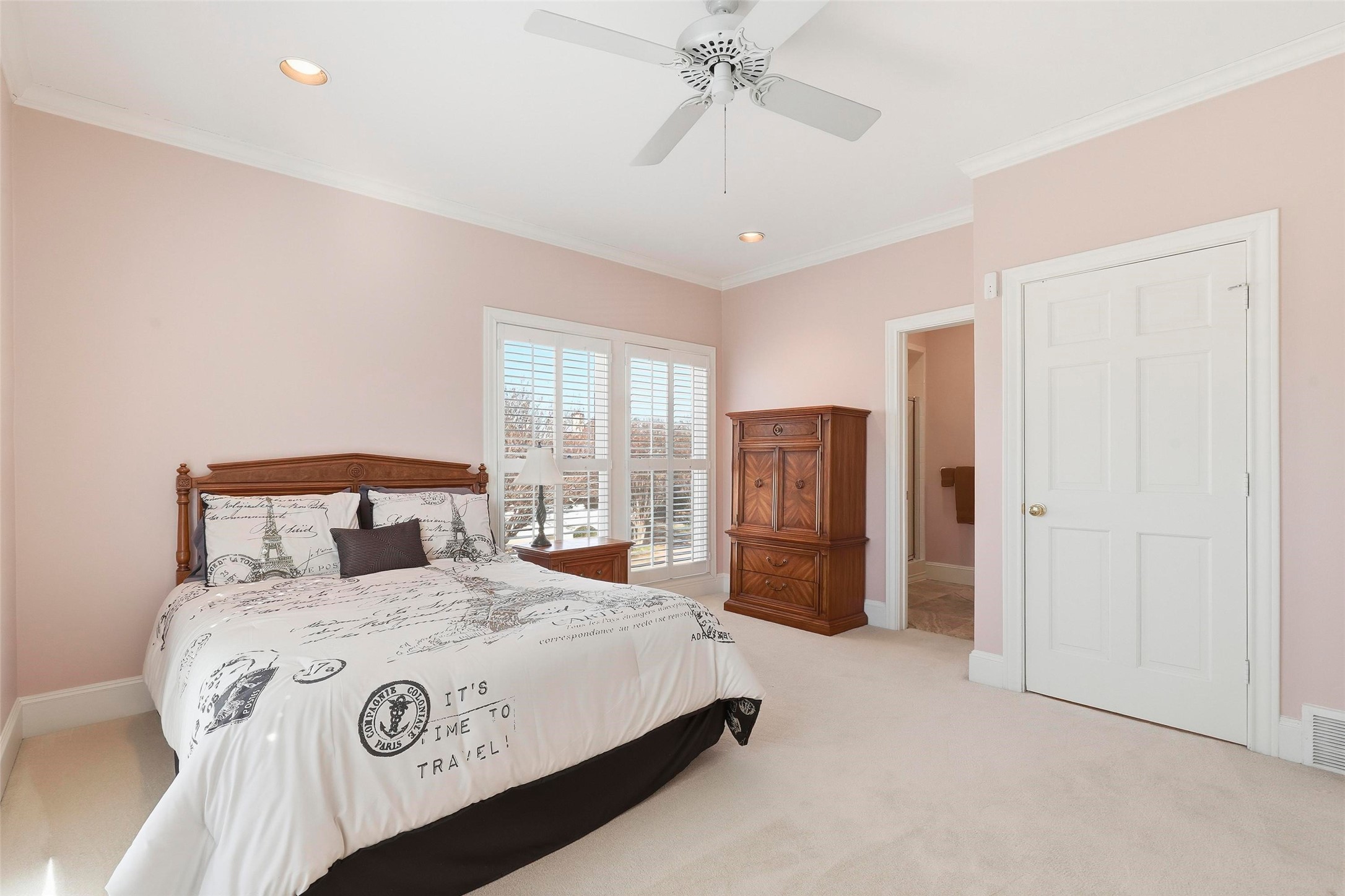 5949 River Bend Drive Benbrook TX 76132