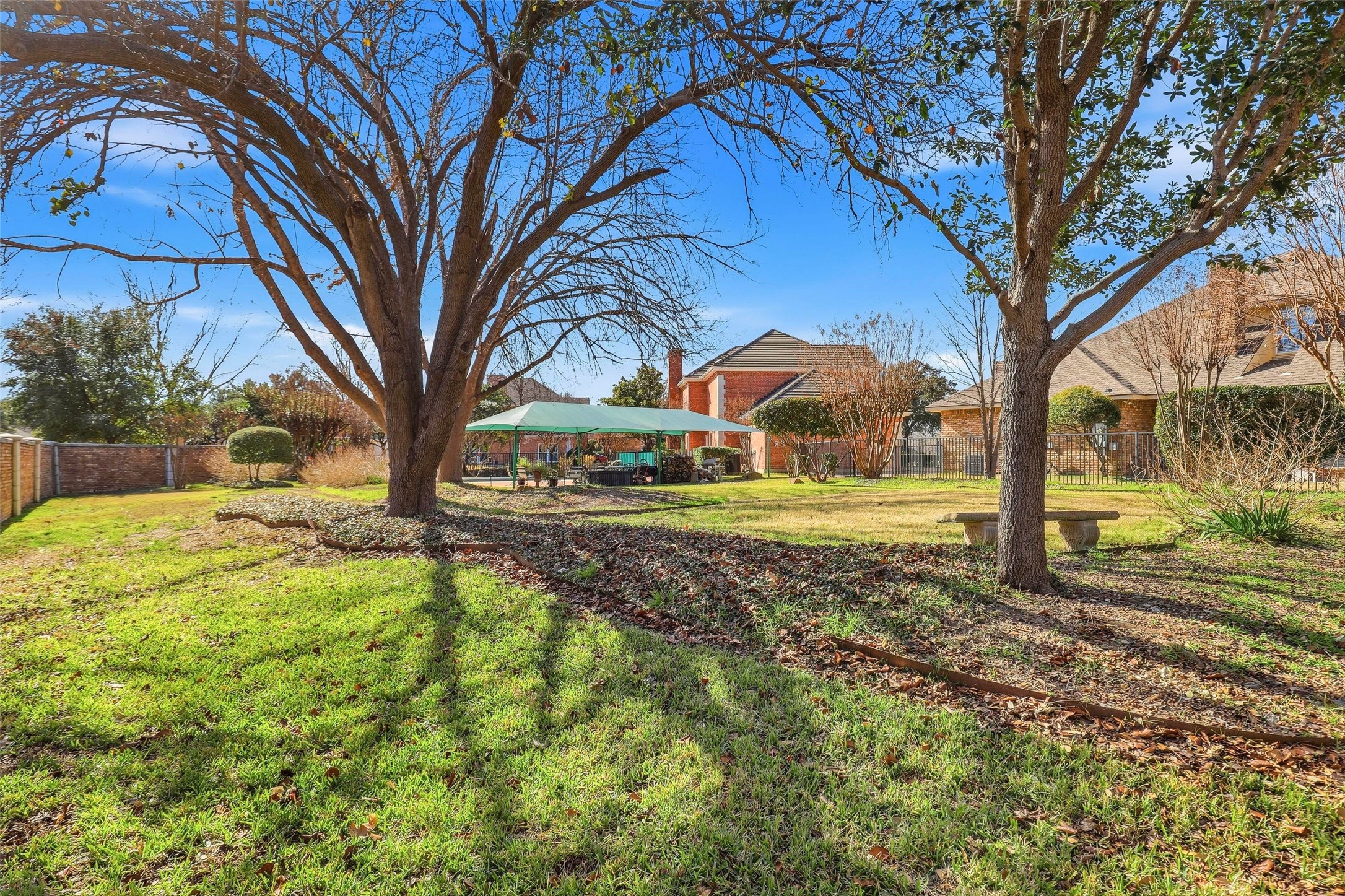5949 River Bend Drive Benbrook TX 76132