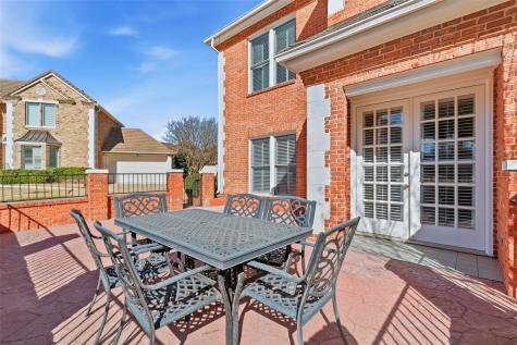 5949 River Bend Drive Benbrook TX 76132