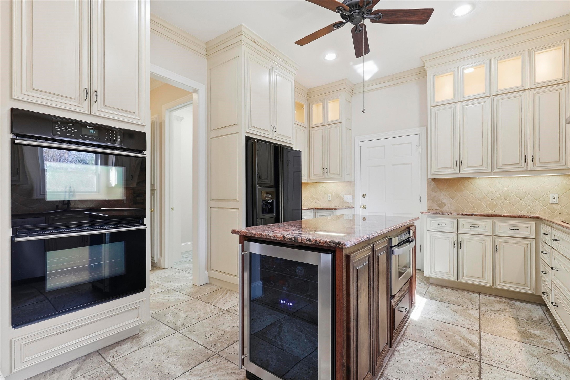 5949 River Bend Drive Benbrook TX 76132