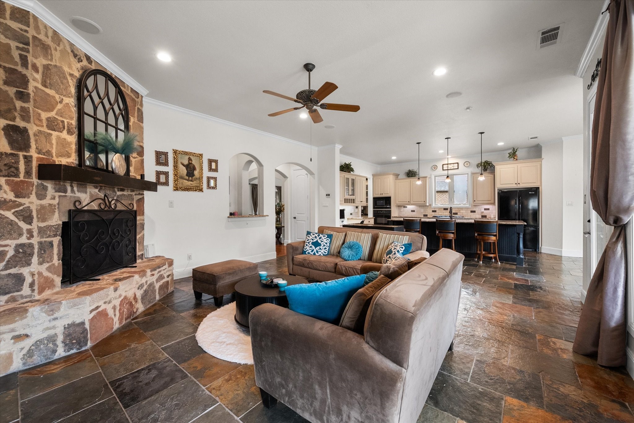 2003 Wellington Mansfield TX 76063
