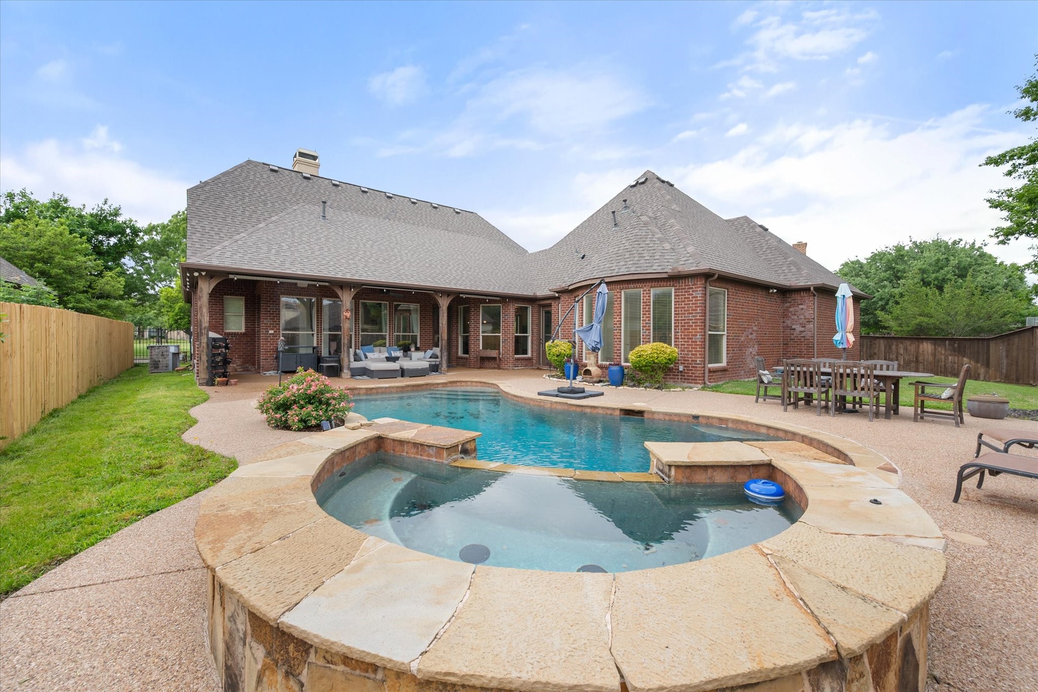 2003 Wellington Mansfield TX 76063