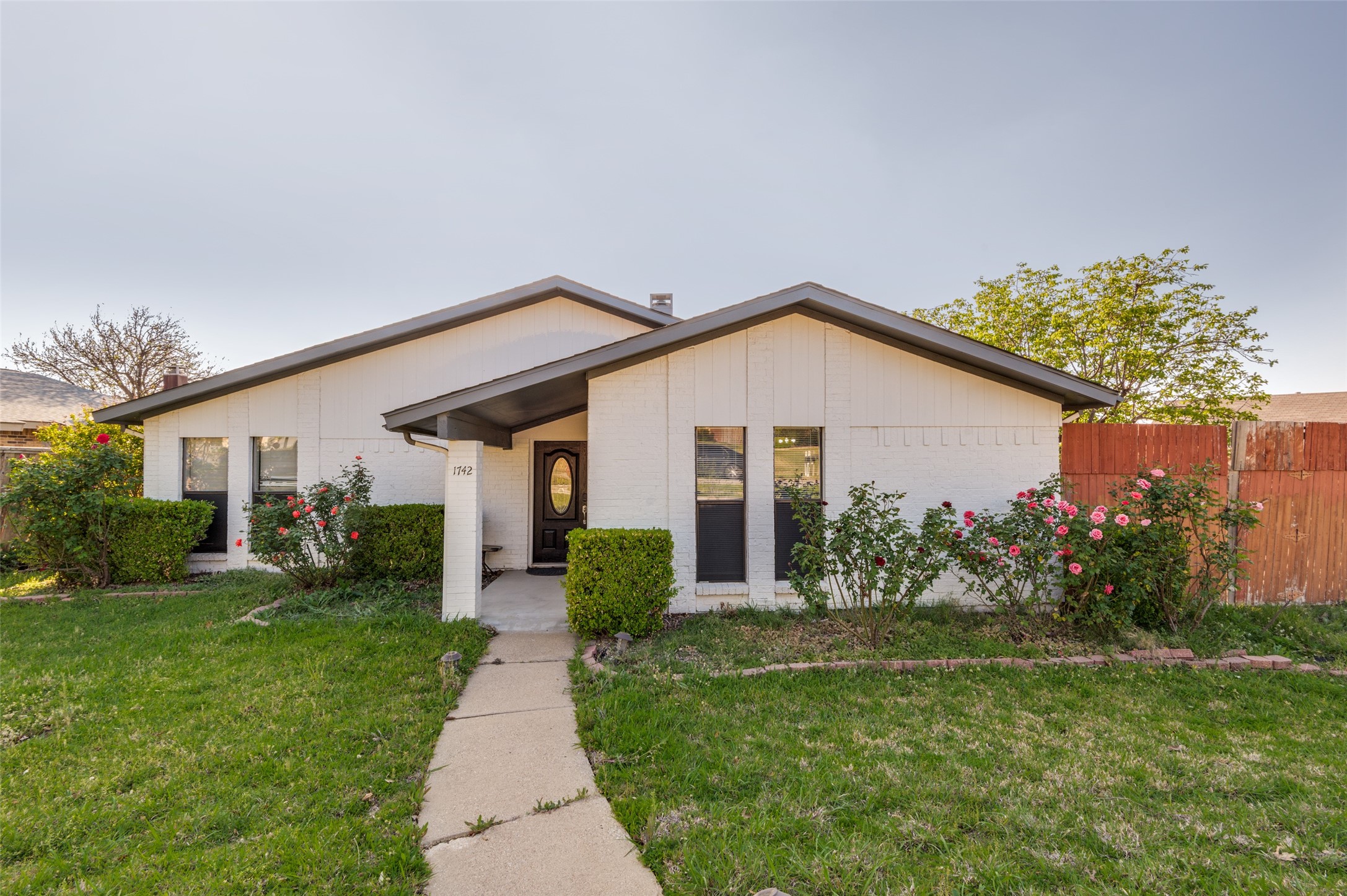 1742 Delaford Drive Carrollton TX 75007