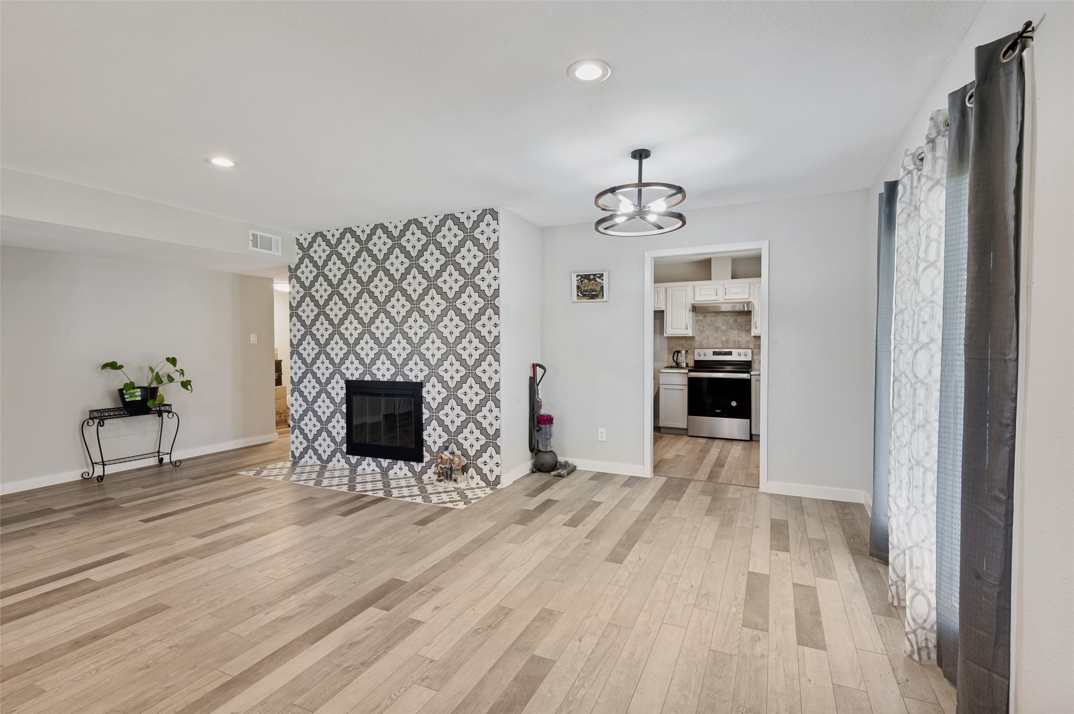 1742 Delaford Drive Carrollton TX 75007