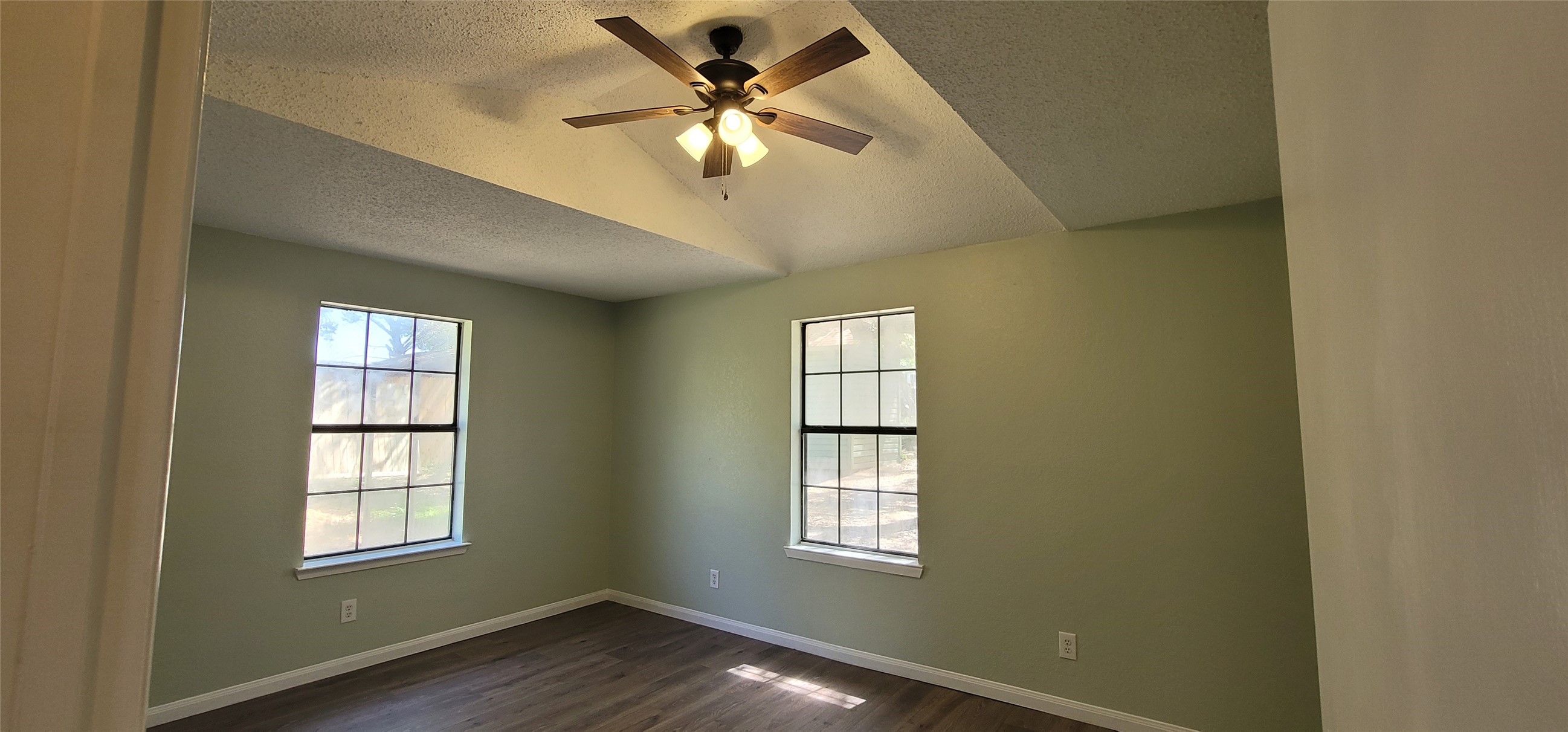 1701 Saddle Road Granbury TX 76049