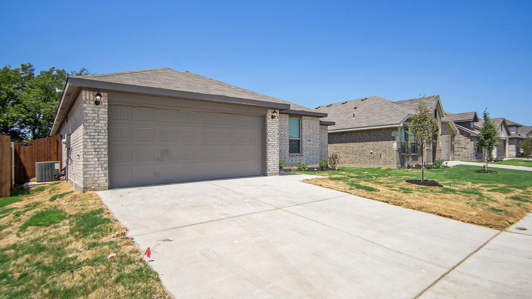 9816 Mescalbean Boulevard Fort Worth TX 76036