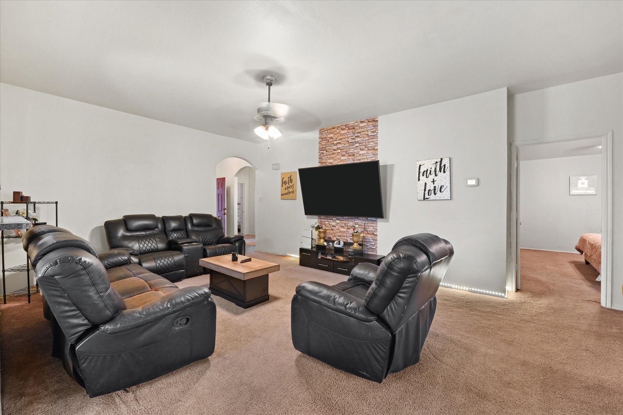 2830 Colt Lane Dallas TX 75237