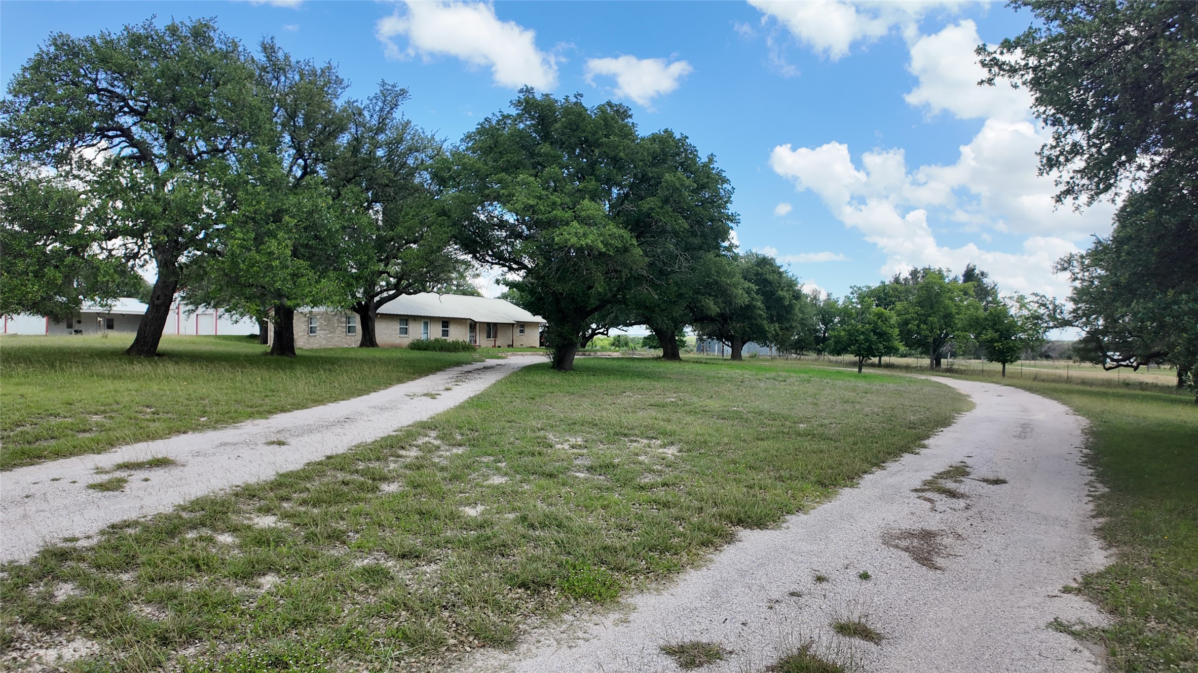 915 W Hwy 84 Highway W Mullin TX 76864