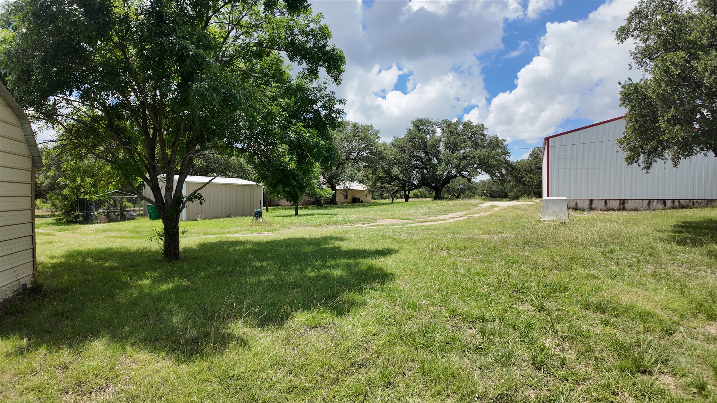 915 W Hwy 84 Highway W Mullin TX 76864