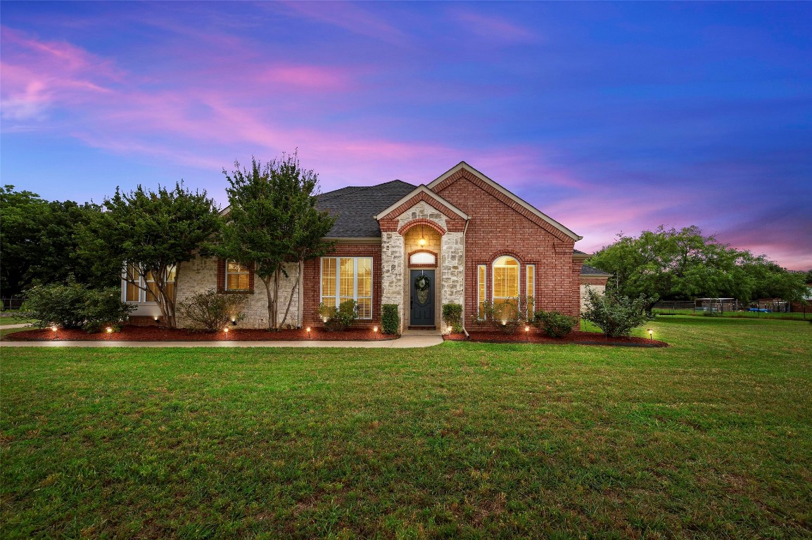 8005 Rose Creek Court Burleson TX 76028