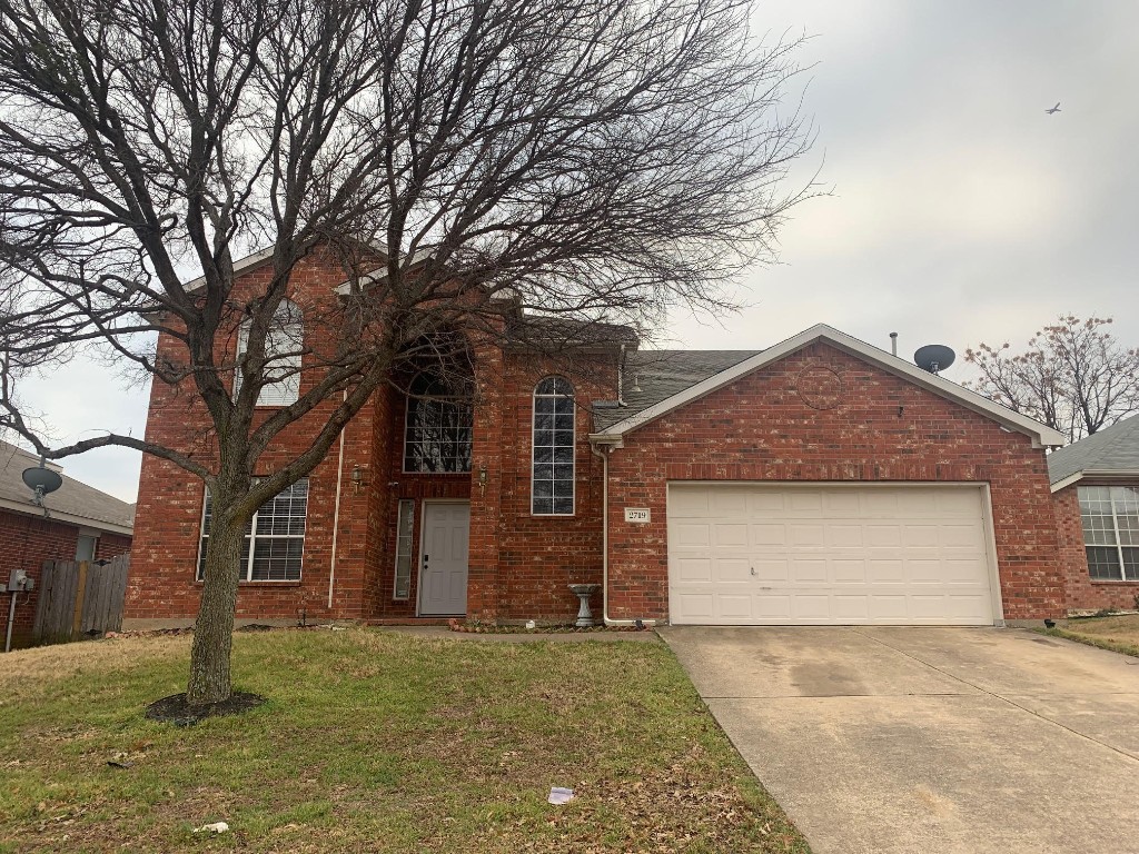 2719 Castlecove Drive Grand Prairie TX 75052