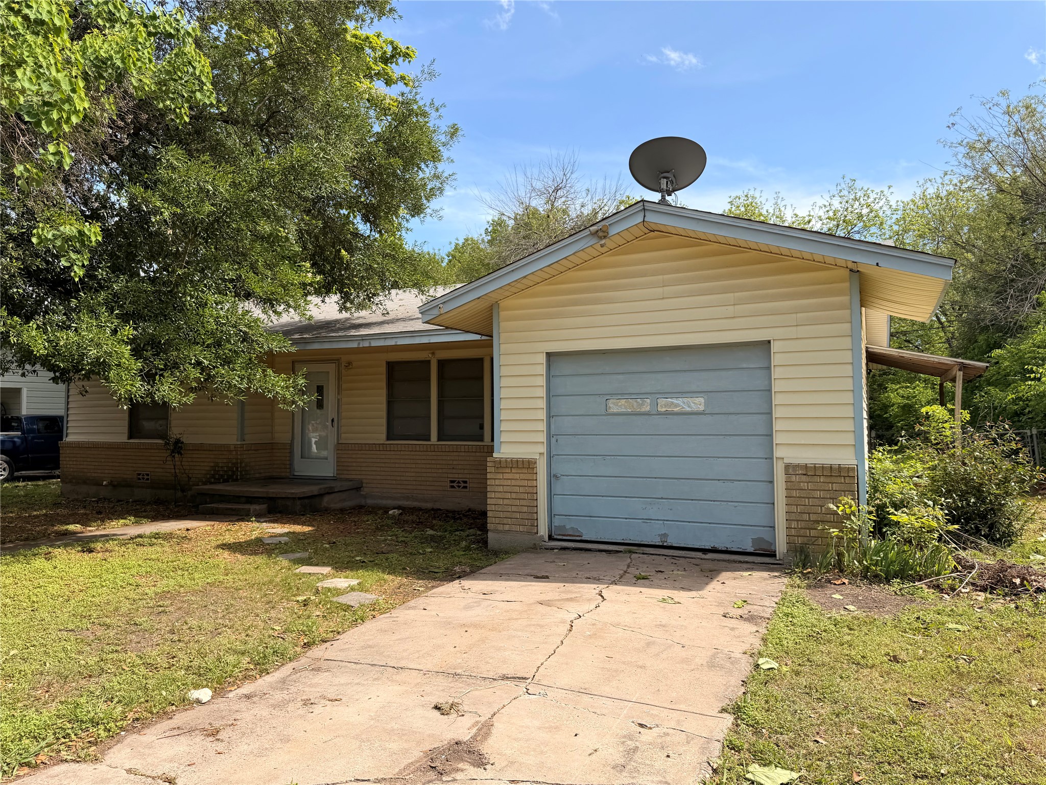 132 S Meadowbrook Street Robinson TX 76706
