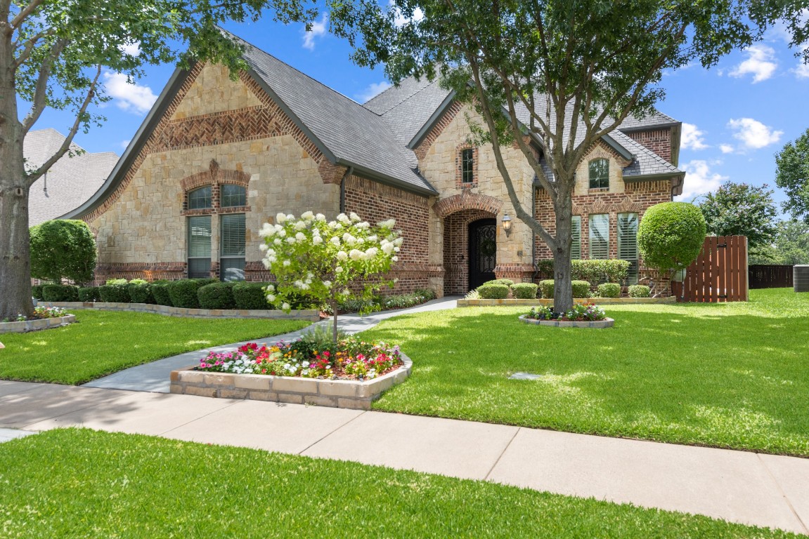 7709 Grace Drive North Richland Hills TX 76182