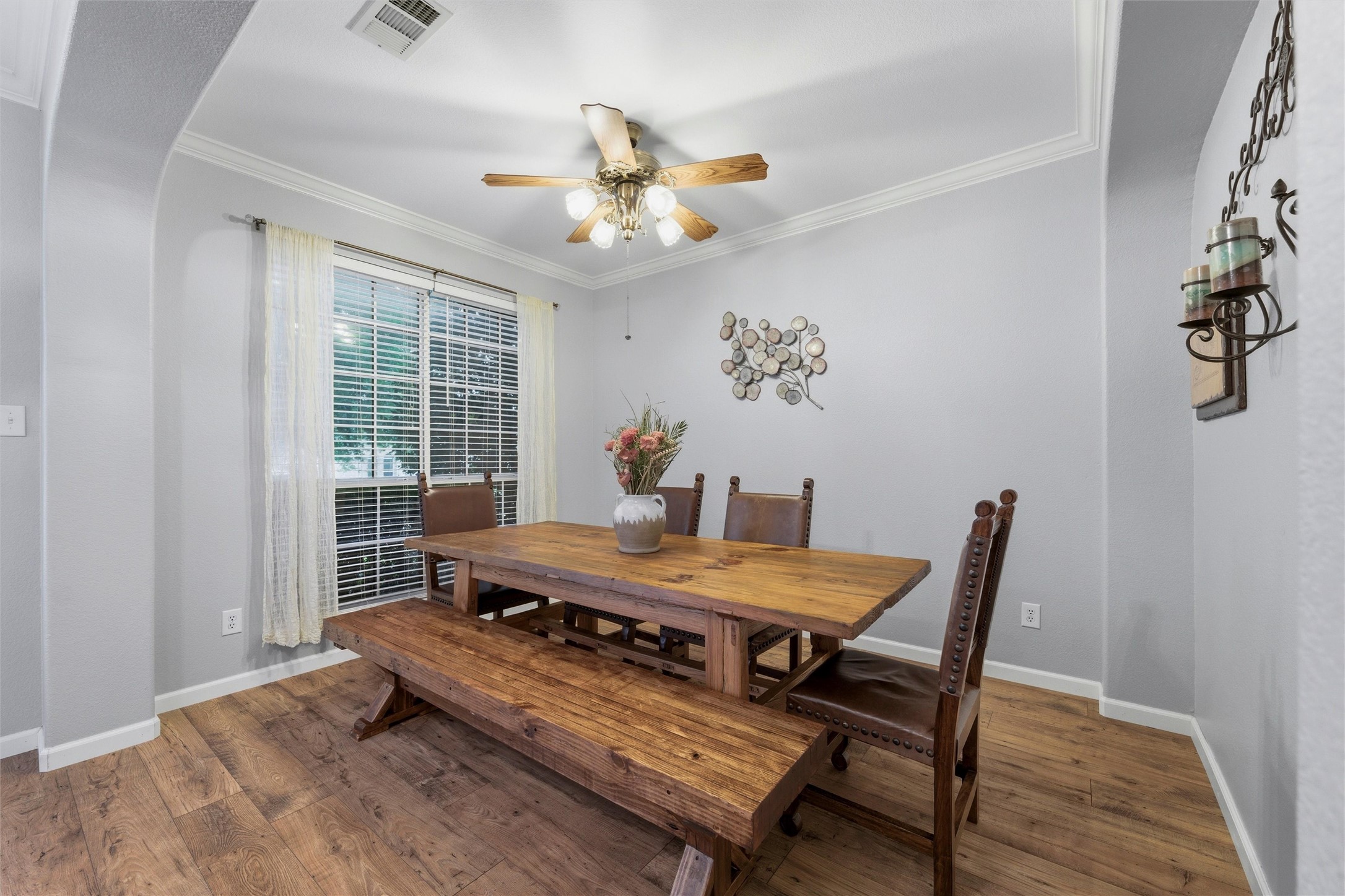 1121 Linden Drive Burleson TX 76028