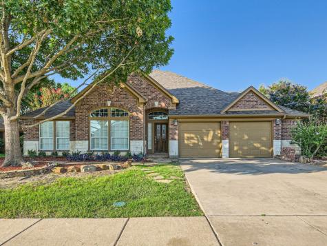 2835 Ivy Glen Drive Grand Prairie TX 75052