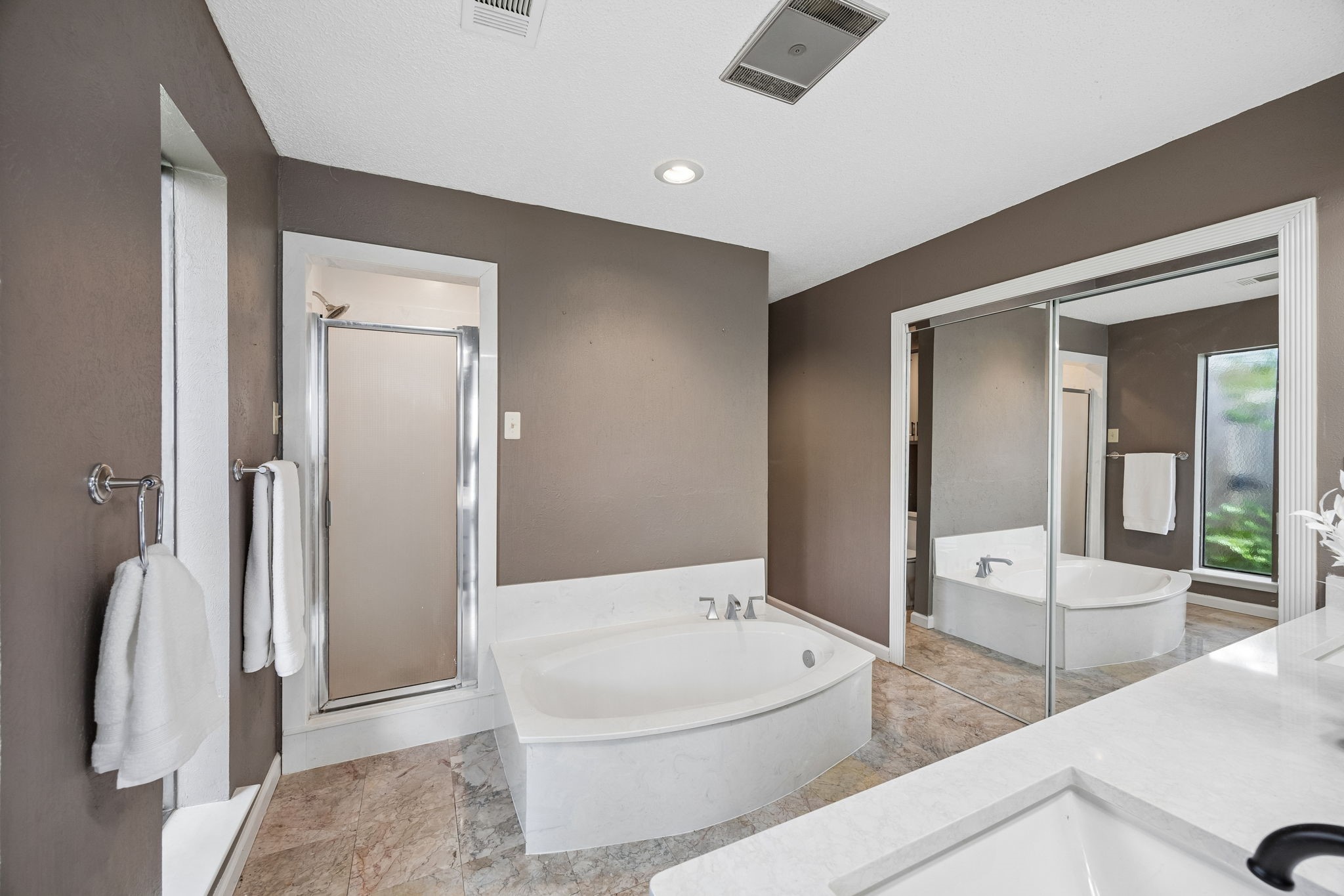 5 Chelsey Circle Richardson TX 75082