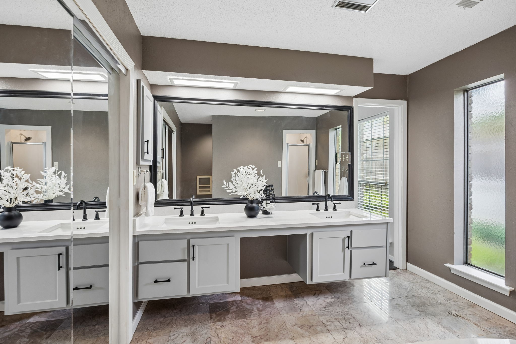 5 Chelsey Circle Richardson TX 75082