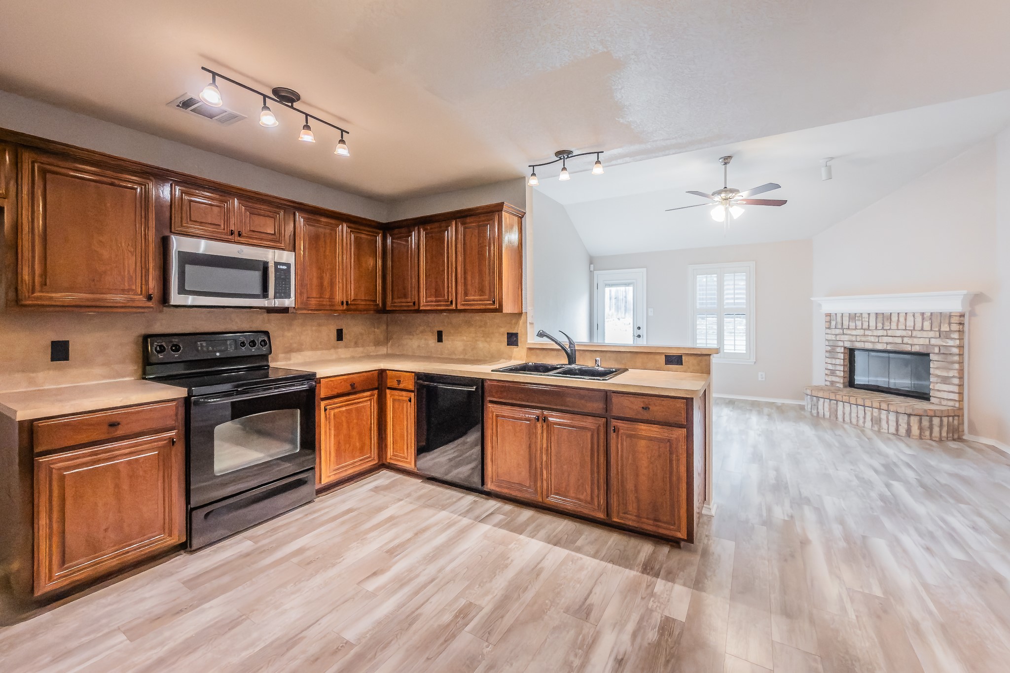 10537 Splitridge Court Fort Worth TX 76108