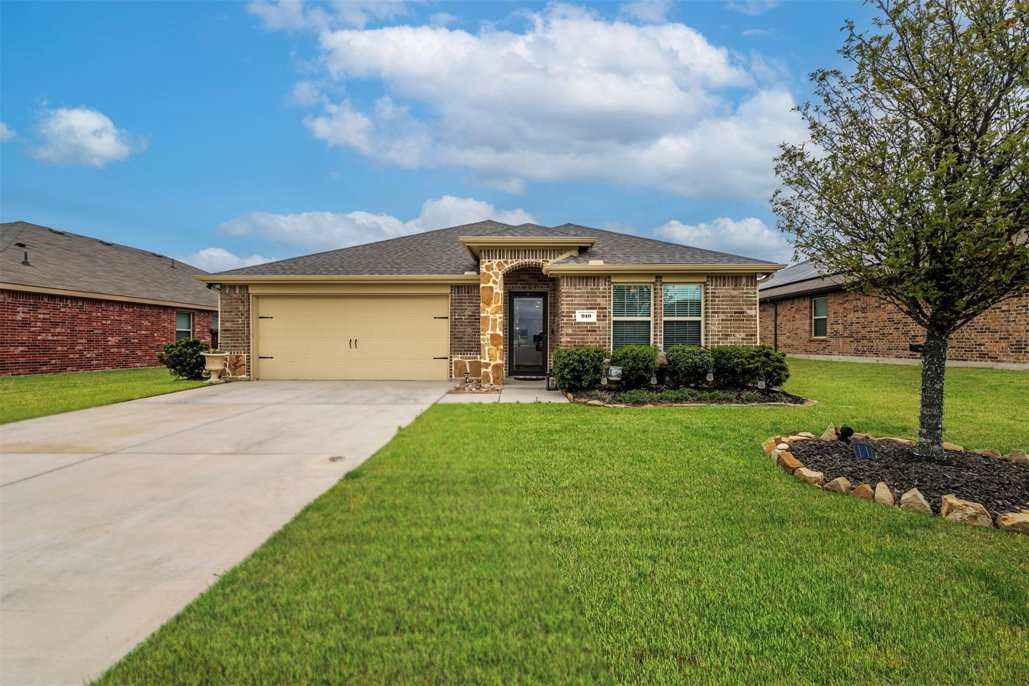 910 Community Way Royse City TX 75189