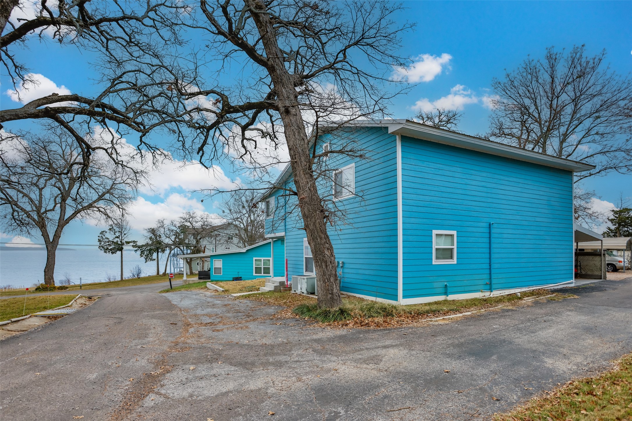 16 Cottonwood Drive Gordonville TX 76245