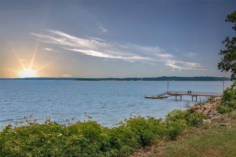 16 Cottonwood Drive Gordonville TX 76245
