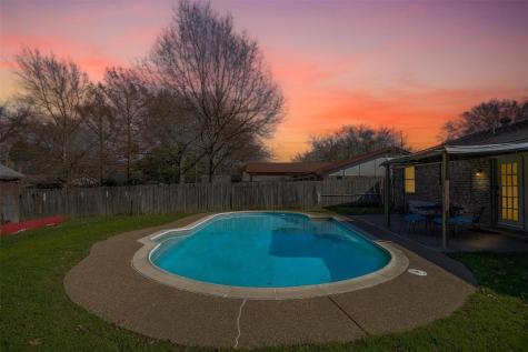 239 NE Michael Drive Burleson TX 76028