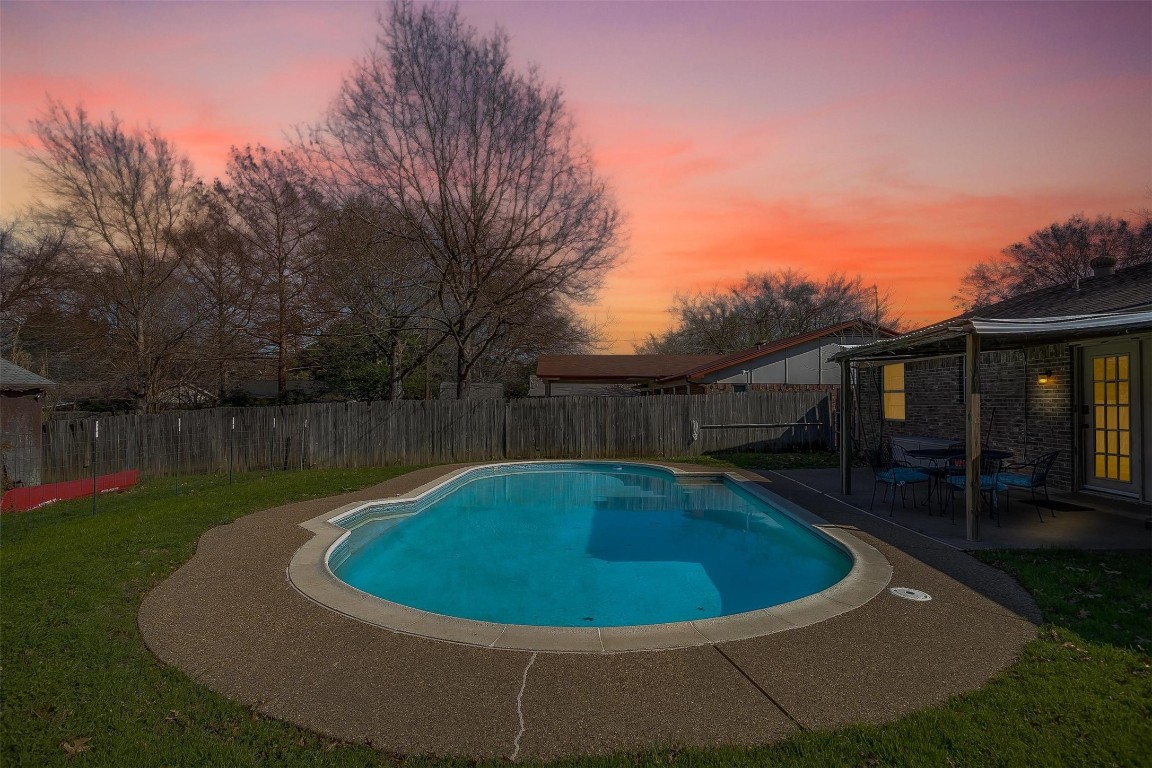 239 NE Michael Drive Burleson TX 76028