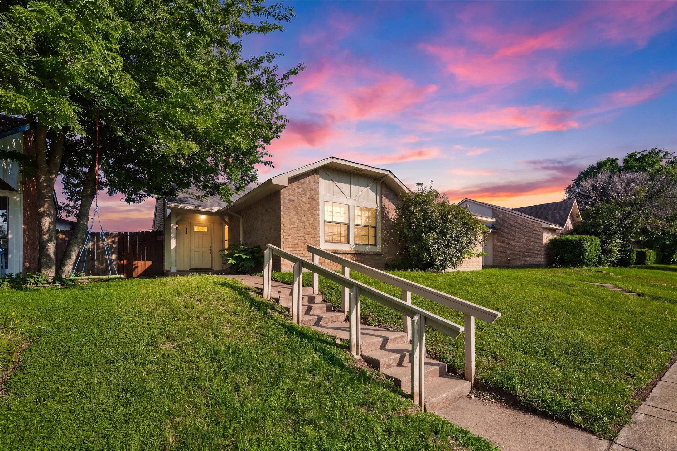 7254 Pineberry Road Dallas TX 75249
