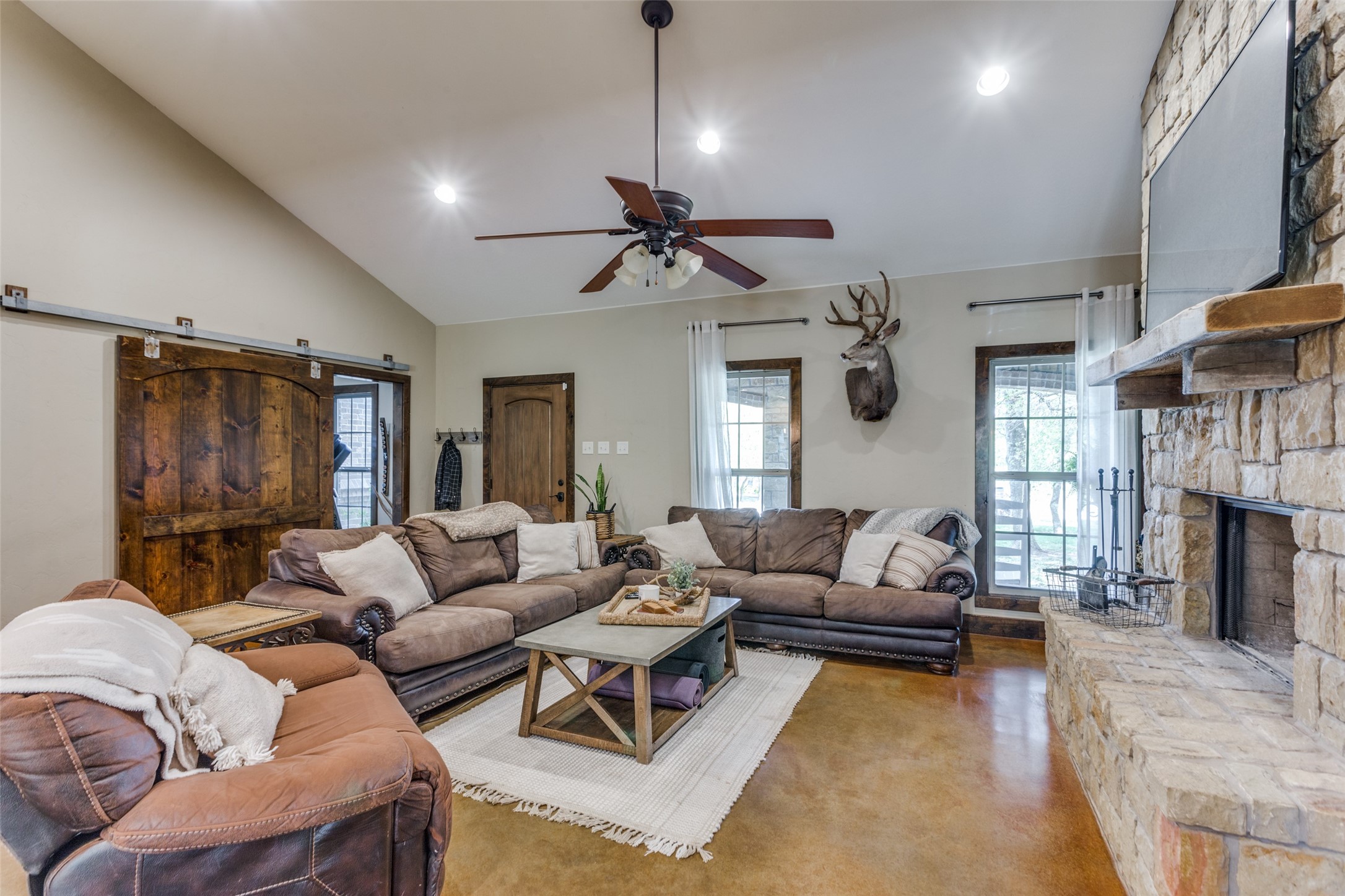 127 Tankersley Lane Weatherford TX 76087