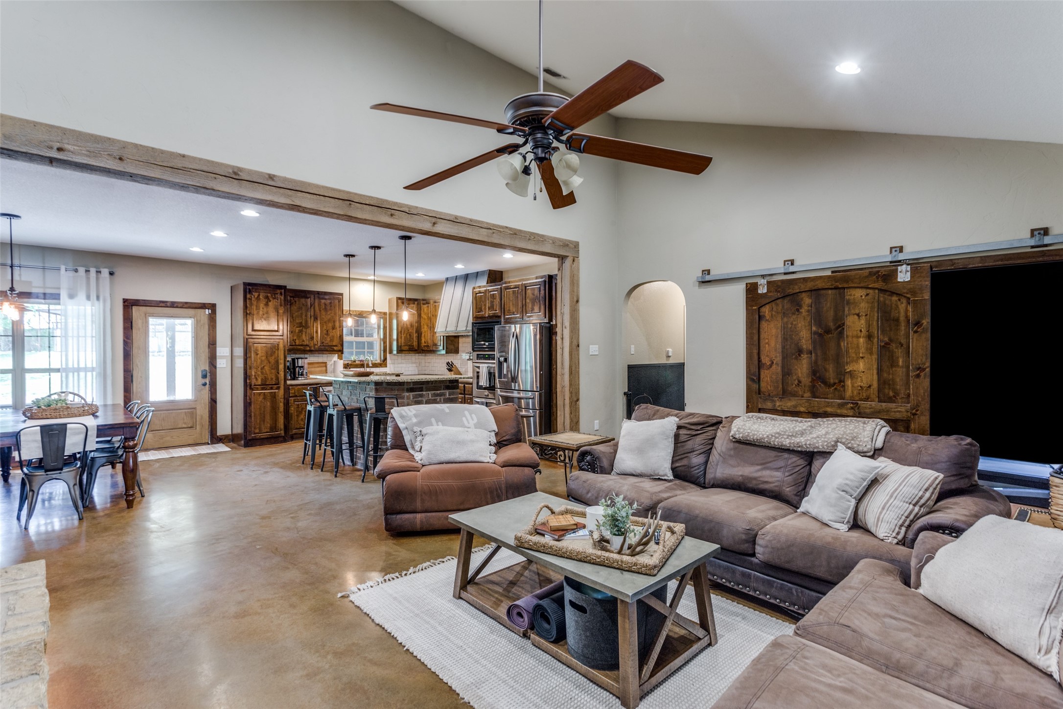 127 Tankersley Lane Weatherford TX 76087