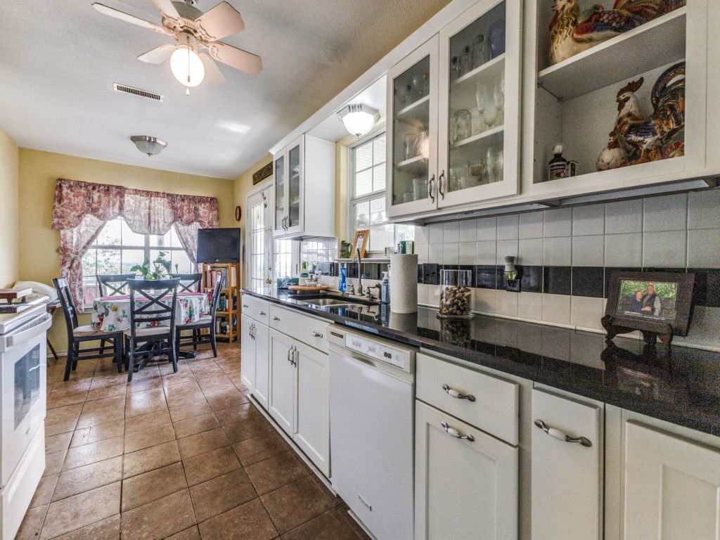 1662 Ross Lane Boyd TX 76023